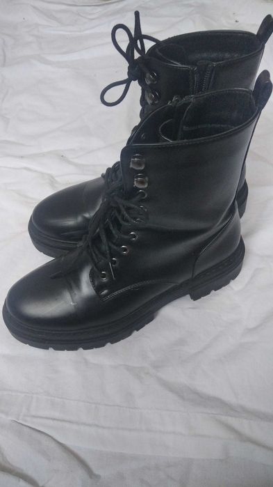 Buty botki czarne damskie trapery 39
