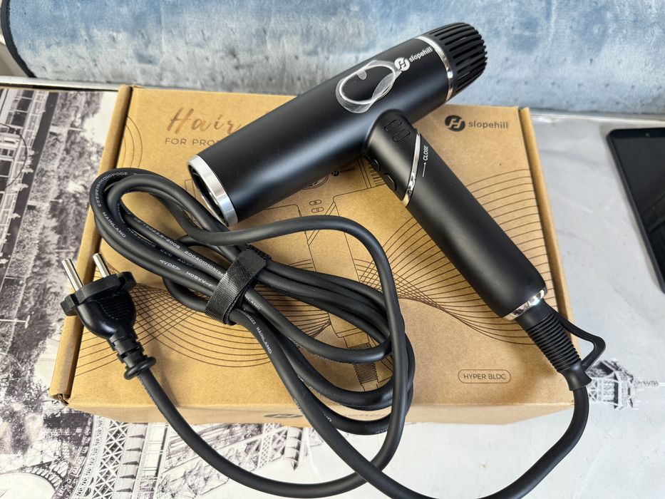 Фен Slopehill Hyper BLDC 2000W професійний з насадками