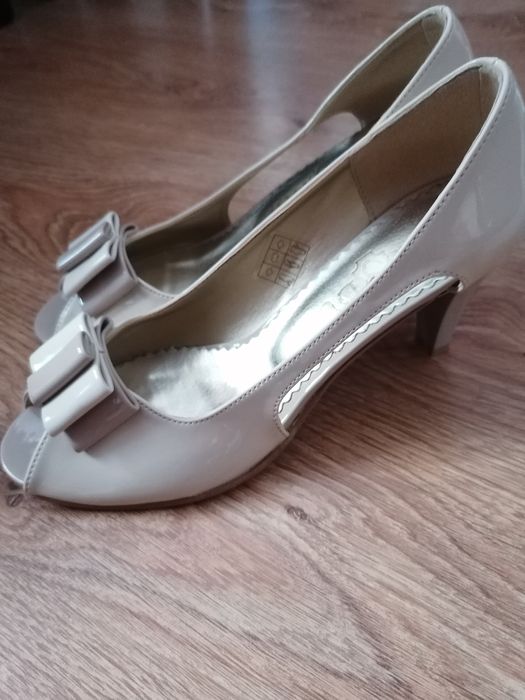 Półbuty czółenka szpilki damskie 37 nowe