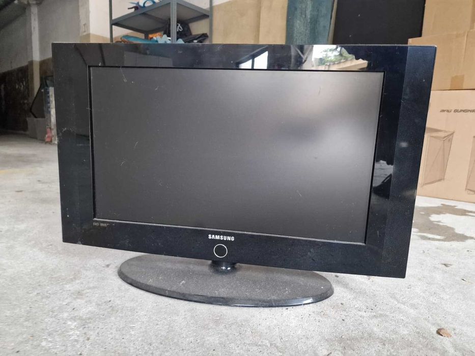 Televisão Samsung Plasma Usada (sem cabos)