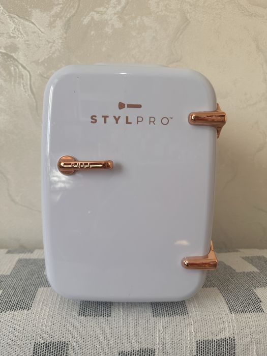 Міні холодильник для косметики STYLPRO 4 л
