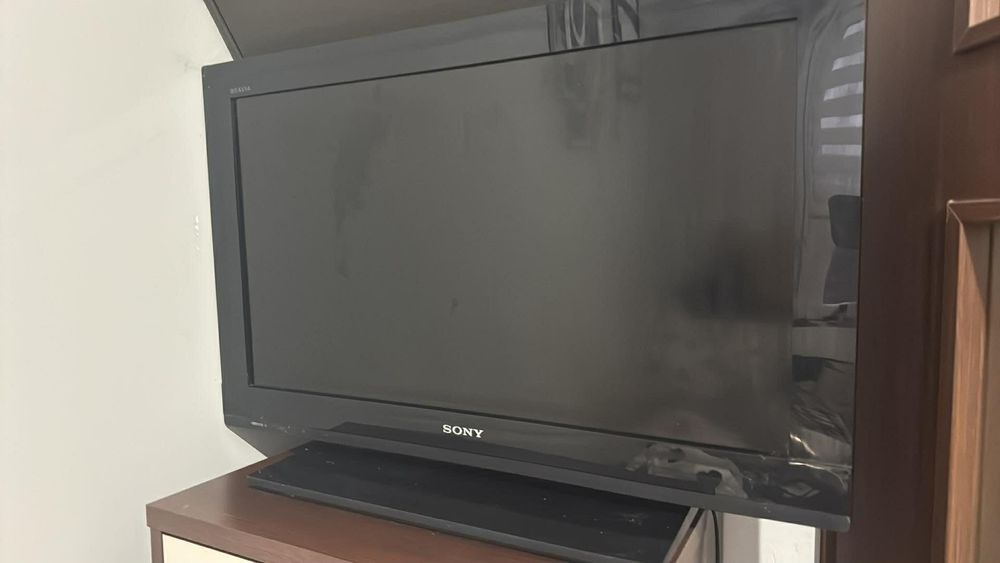 Sprzedam tv z pilotem