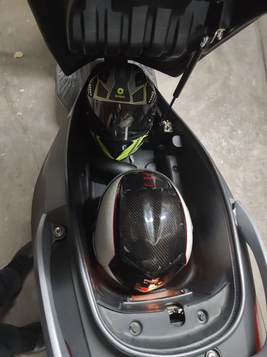 Maxi scooter sym GTS 125i