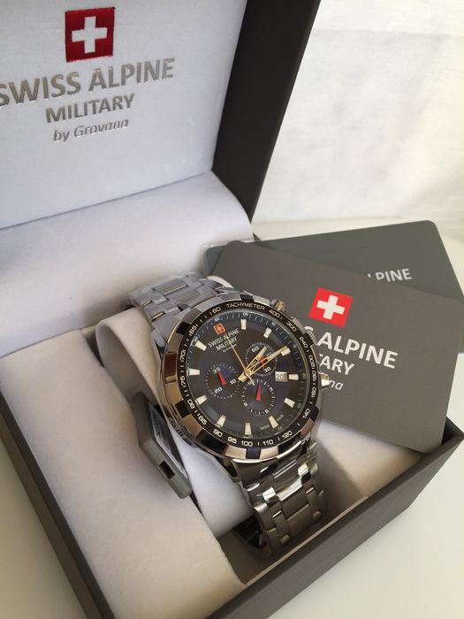 Чоловічий годинник Swiss Alpine Military, Швейцарії