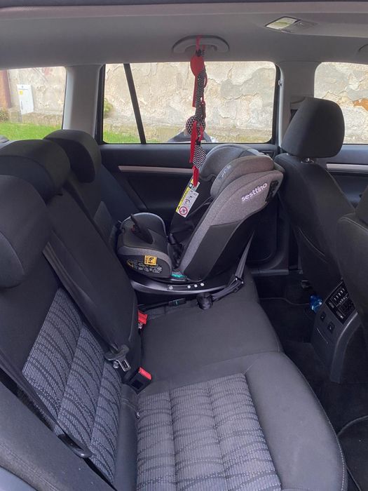 Skoda Octavia Kombi 2010 1.8 TSI 160KM