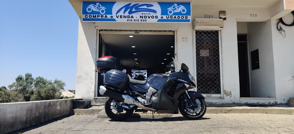 Kawasaki GTR  1400