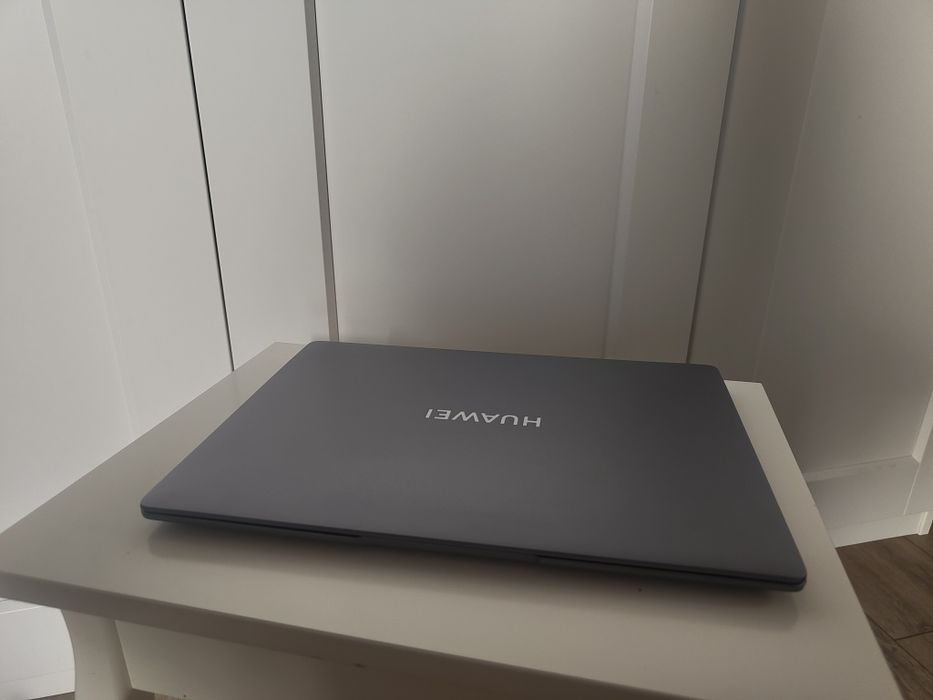 Laptop ultrabook Huawei MateBook 14 2024 OLED 14,2" Ultra 5 125H 16GB