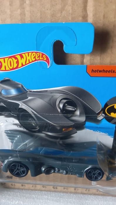 Batmobile hot wheels batman