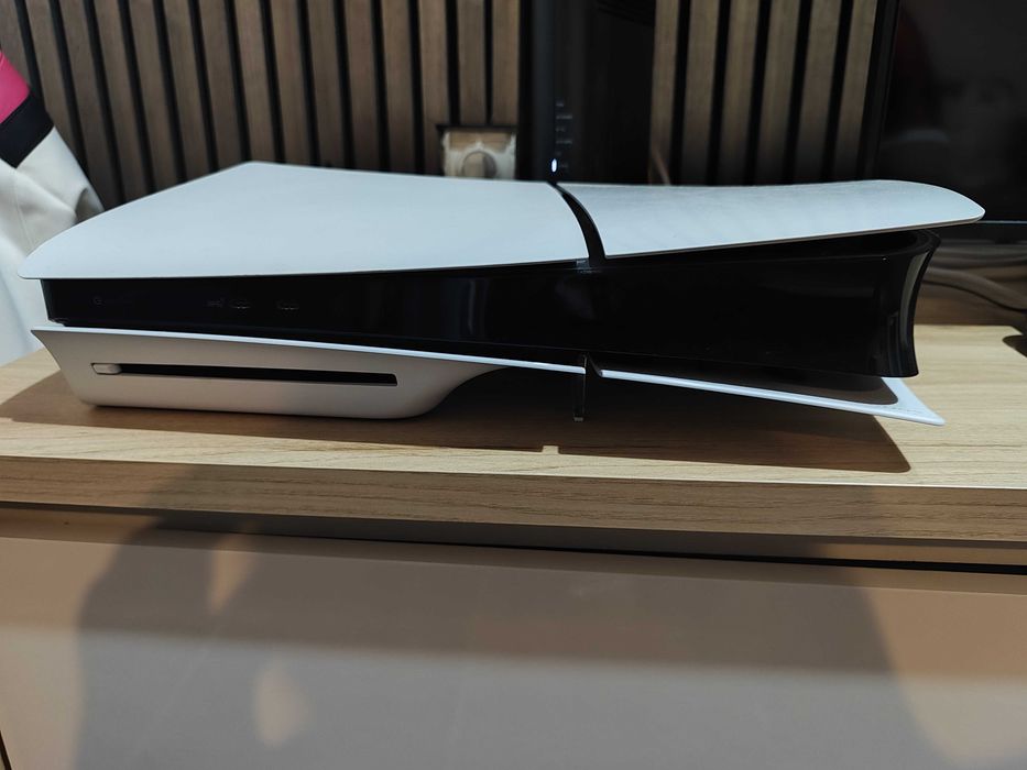 Playstation 5 Standard 1TB