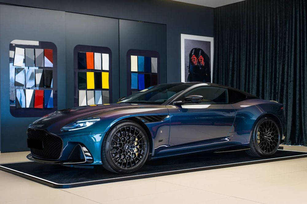Aston Martin DBS 770 Ultimate