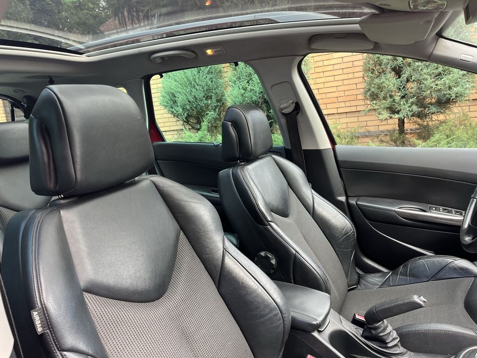 Peugeot 308 SW (2009)