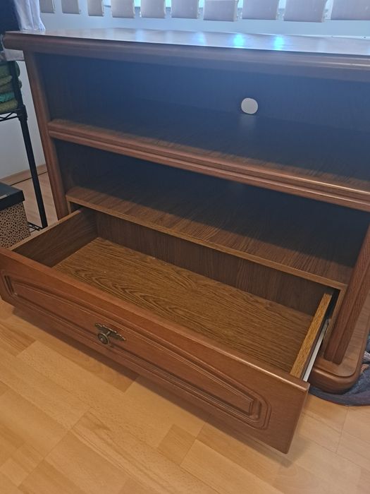 Sprzedam komodę RTV