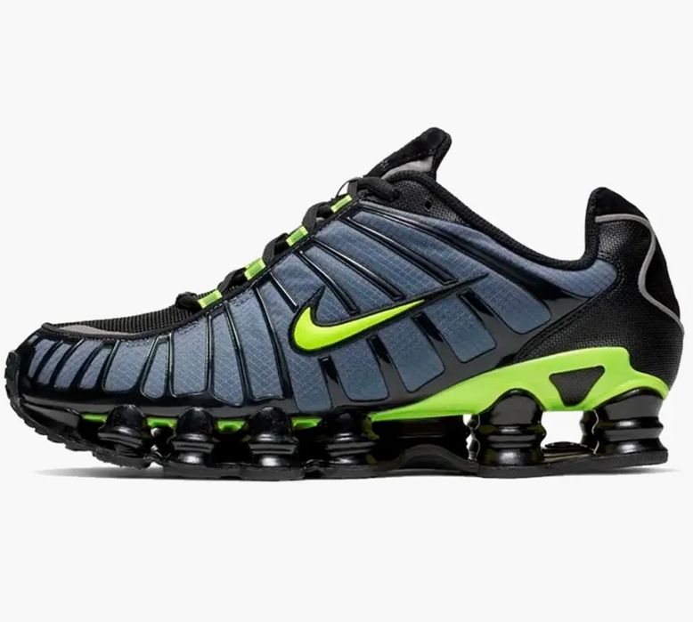 Кроссовки Nike Shox