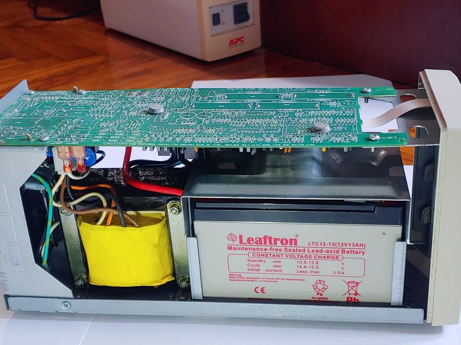 APC SMART-UPS 620/400 ват+аккумулятор Leaftron 13ah