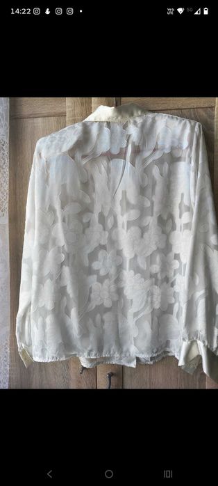 Elegancka biała koszula perłowe guziki vintage