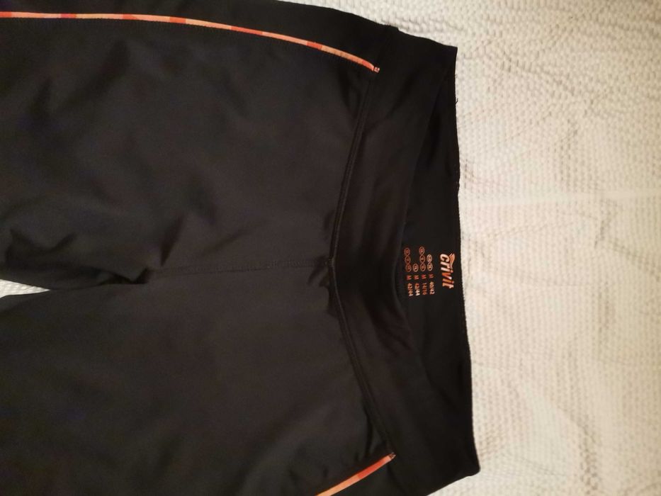 Corsários de desporto de mulher