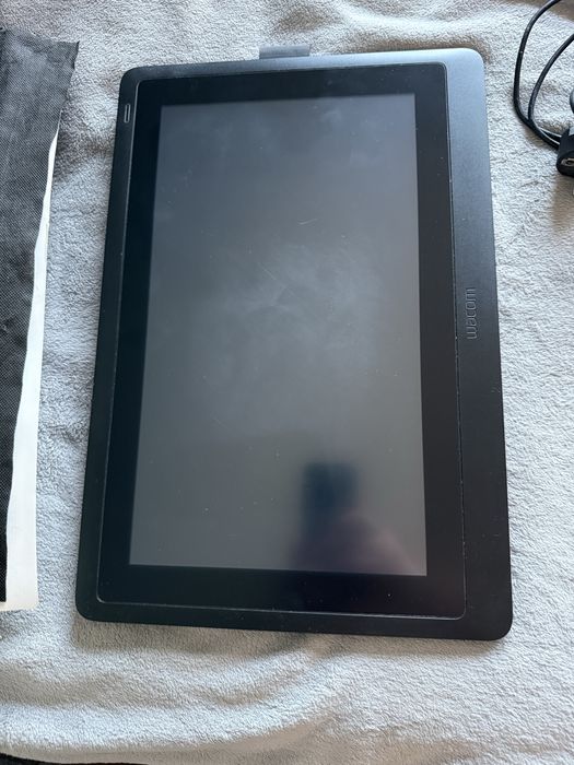 Tablet Graficzny Wacom Cintiq DTK-1660, 15,6” Full HD