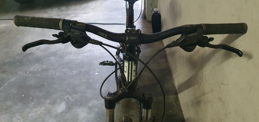 Bicicleta GT Avanlanche 3.0