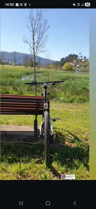 Bicicleta enduro Scott Genius carbono