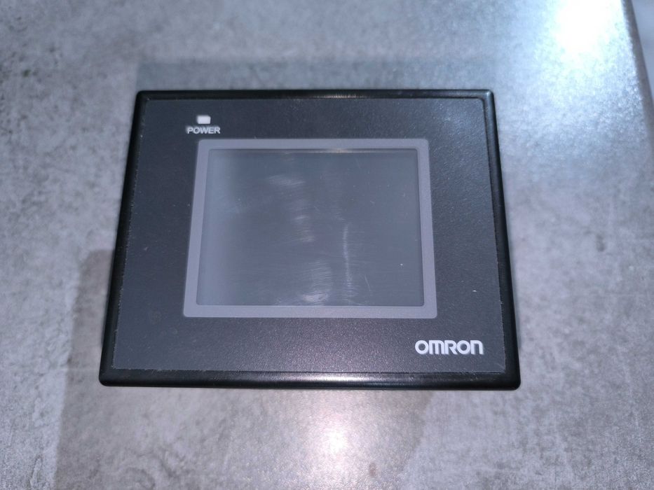 Automato Omron + Consola - [LER DESCRIÇÃO ]