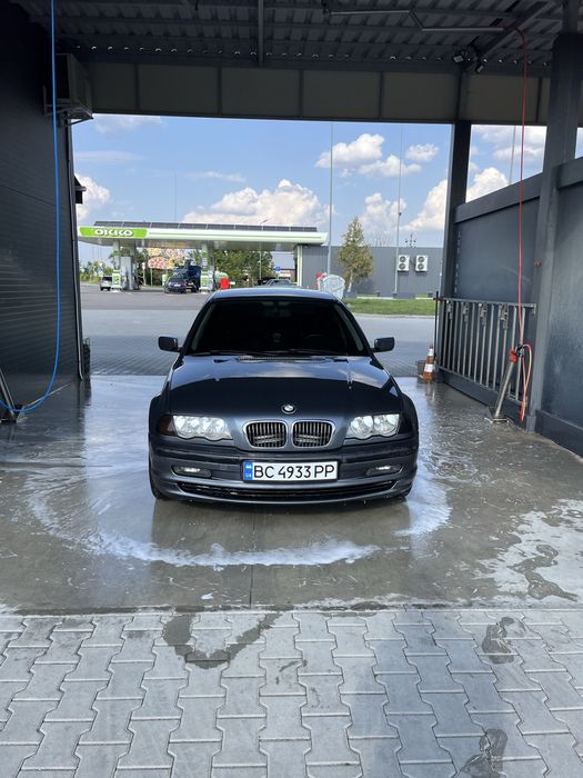 BMW E46           .