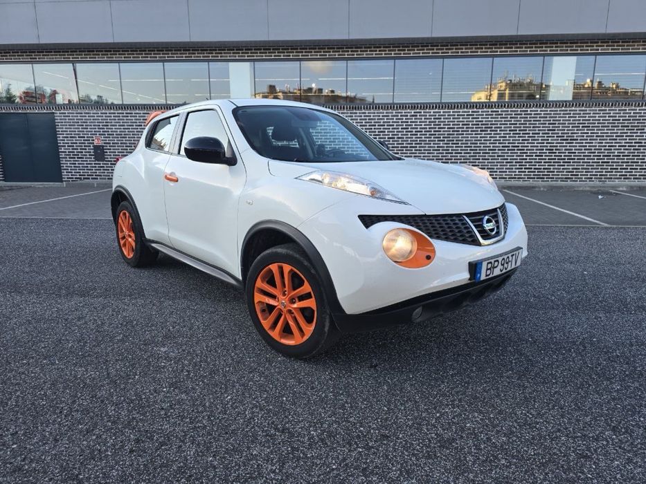 Nissan Juke caixa automatica  gasolina ano 2013