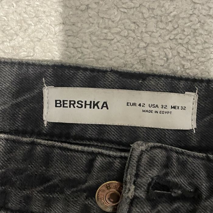 Bershka baggy jeans, distressed jeans 42 size