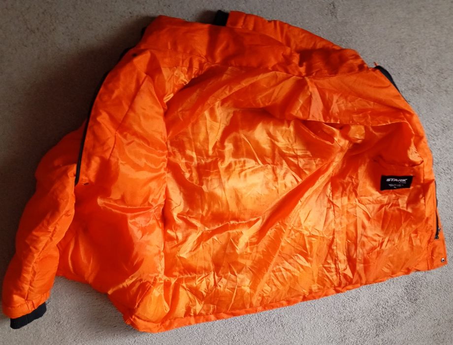 Куртки жіночі ,фірмові.