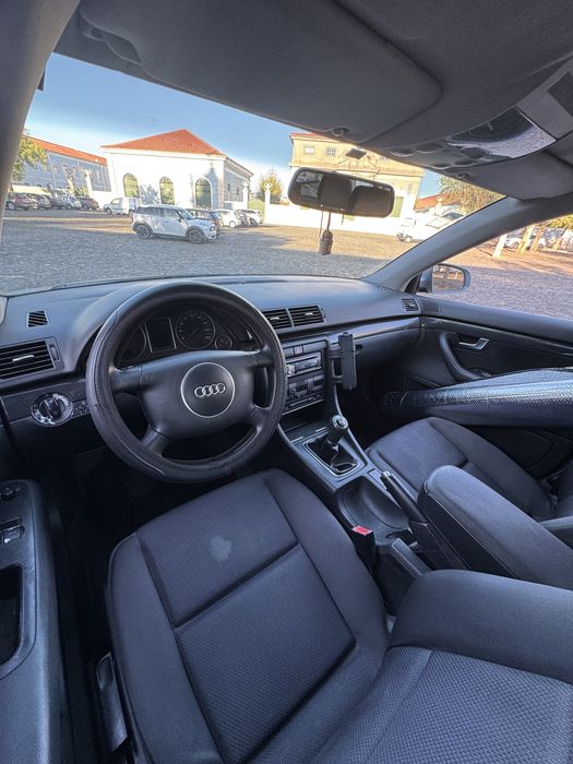 AUDI A4 AVANT 1.9 TDI 130CV 2002