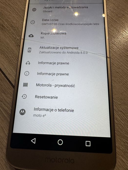 Smartfon motorola  E 5