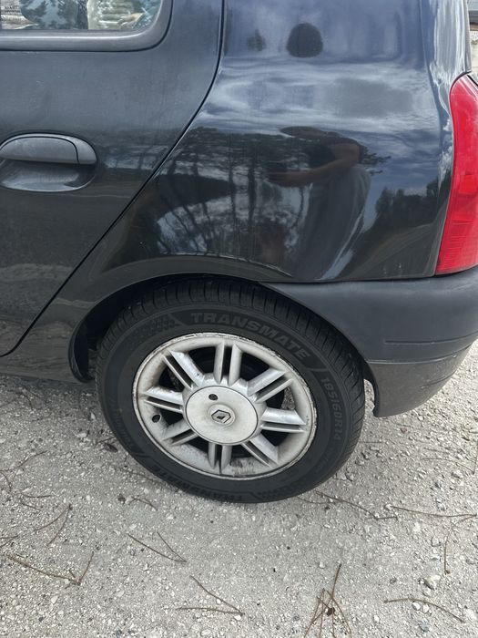 Renault clio initiale paris