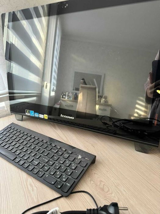 Моноблок Lenovo б/в