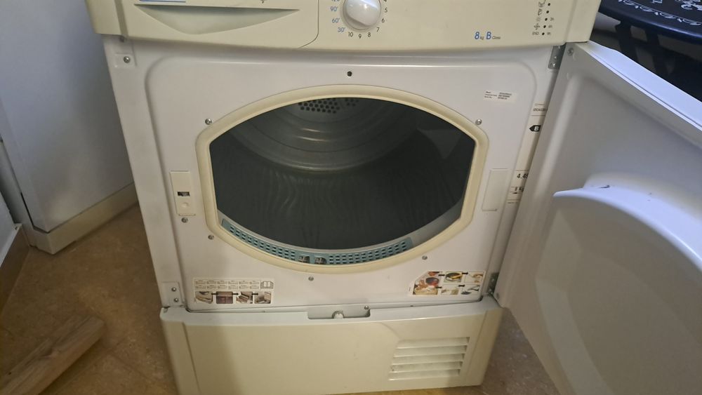 Maquina Secar Roupa Indesit
