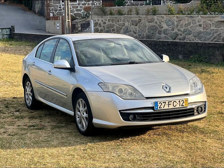 Renault Laguna III 2.0 dCi 150cv