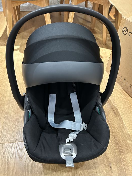 Fotelik Cybex z bazą obrotową