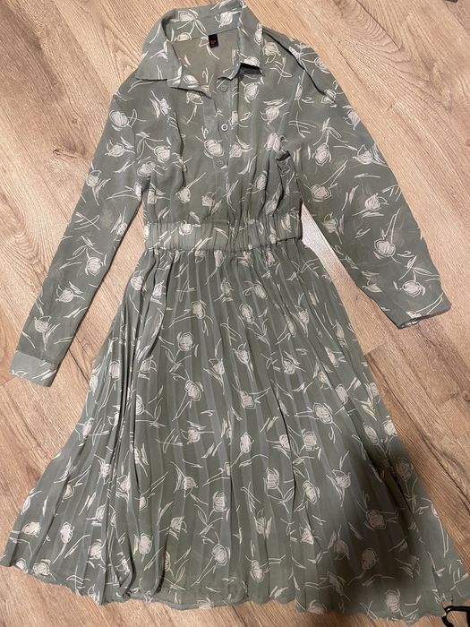 Жіноче вечірнє плаття