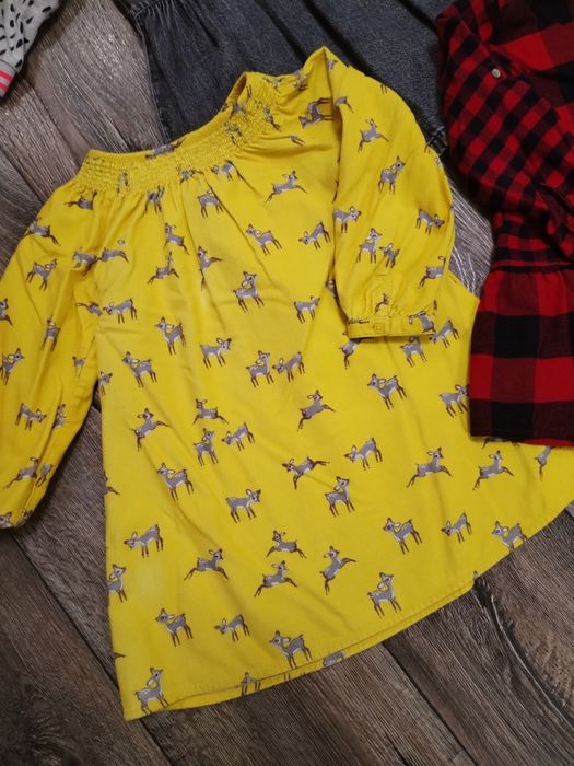 Сукні на дівчинку 2-3 роки червона в клітинку довше. Ціна вказана за 3