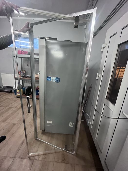 Drzwi prysznicowe 80