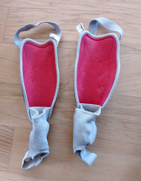 Ochraniacze Nike 90 goleni na kostki pilkarskie