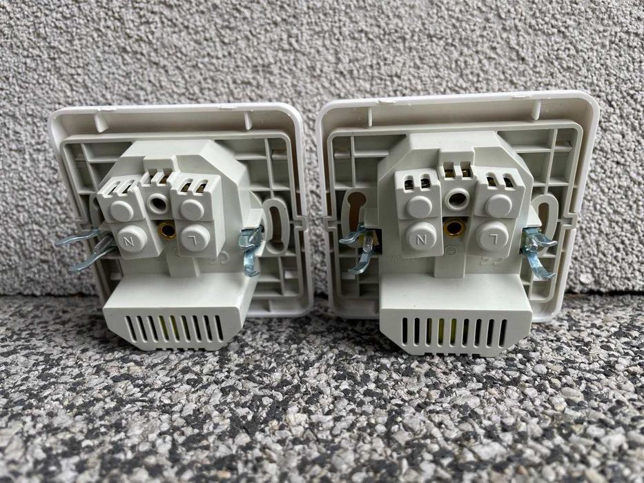 Евро розетка с USB, утопленная, новая