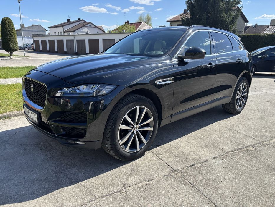 Jaguar F-Pace