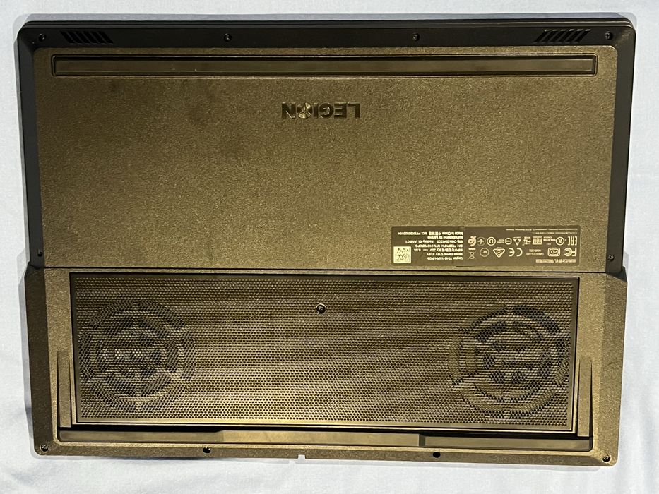 (Negociável) Lenovo Legion Y540 | i5-9300hf | 16gb RAM | gtx 1650 | Limpeza Recente