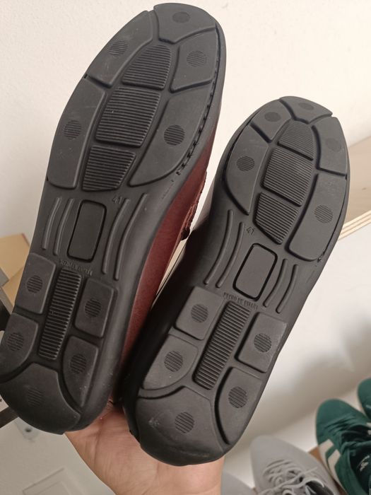 Sapatos Pele, NR 41 Novos