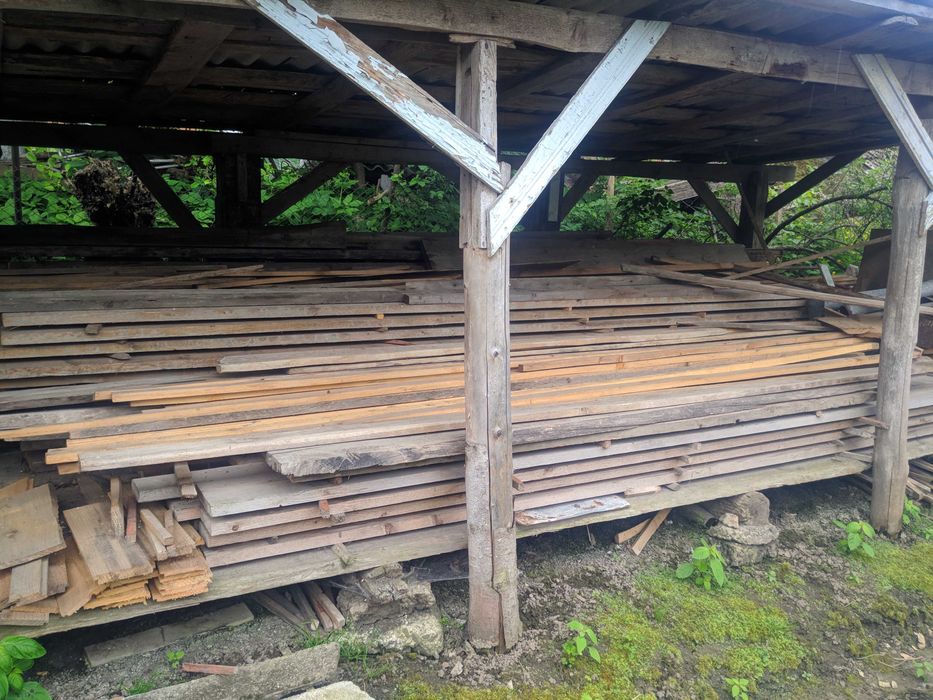 Продаються дошки різні гуртом