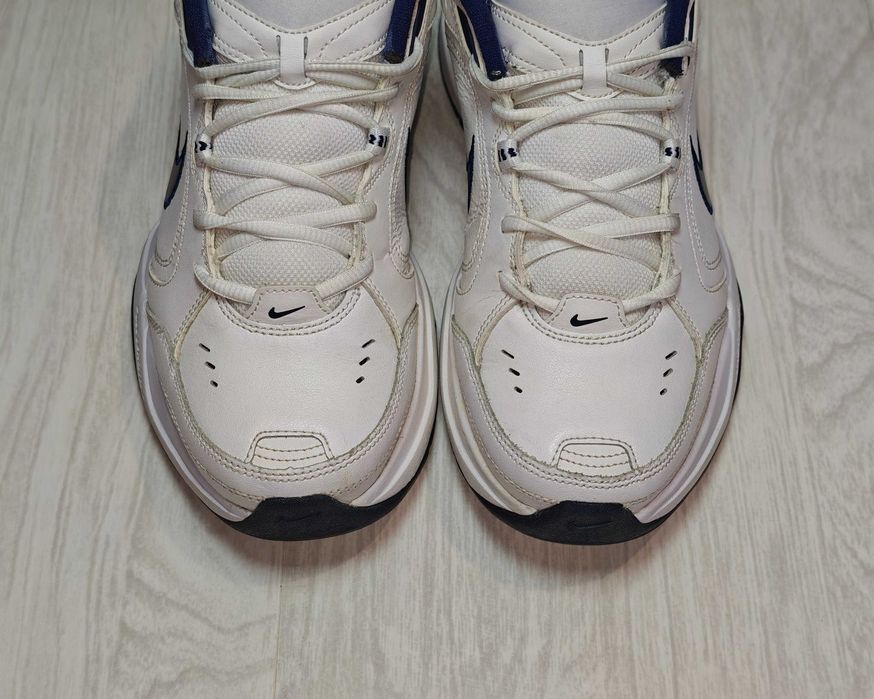 Оригінальні Кросівки Nike Air Monarch 41