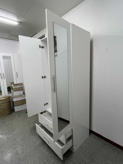 NOVO DE FABRICA Roupeiro com espelho transporte gratis paga na entrega
