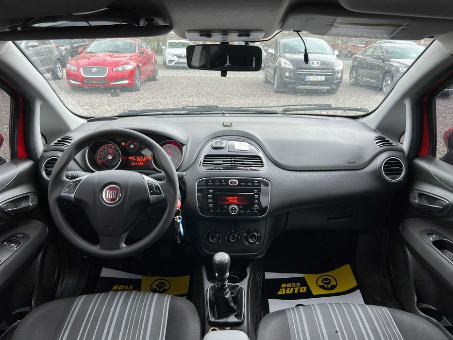 Fiat Punto 2011 року