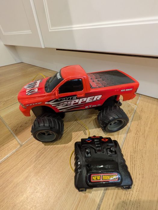 Samochód terenowy na sterowanie, New Bright