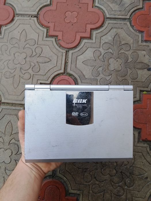 Портативний dvd-ррогравач BBK DL370TI