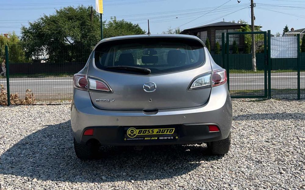 Mazda   3   2010